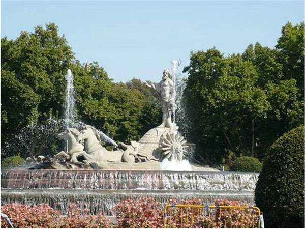 山东济南雕塑喷泉